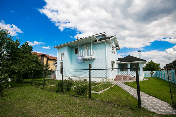 Коттедж 391 м² Коттедж 391 м²