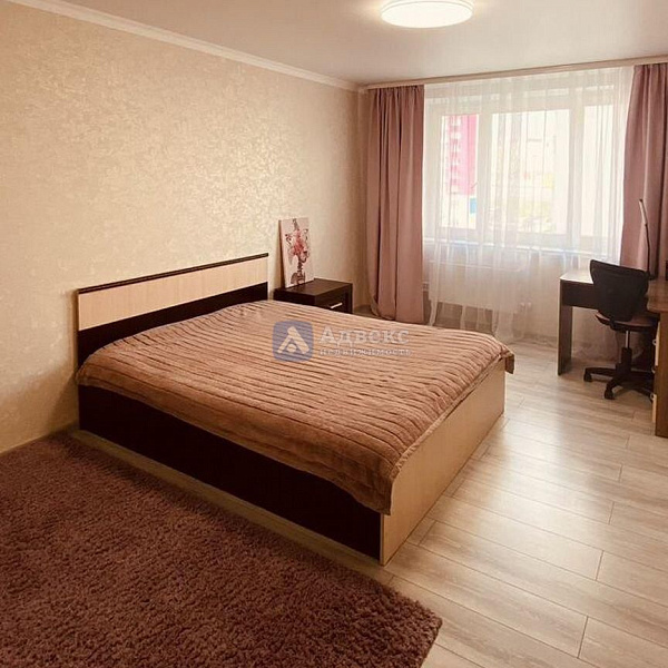 Квартира 3-комн., 92 м²