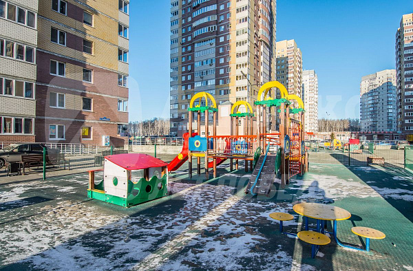 Гараж 13.3 м²