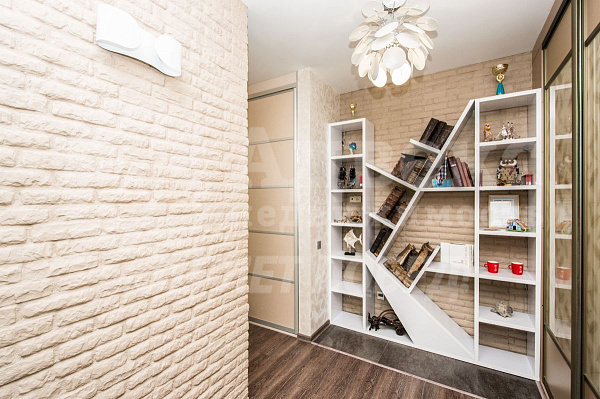 Квартира 3-комн., 119 м²