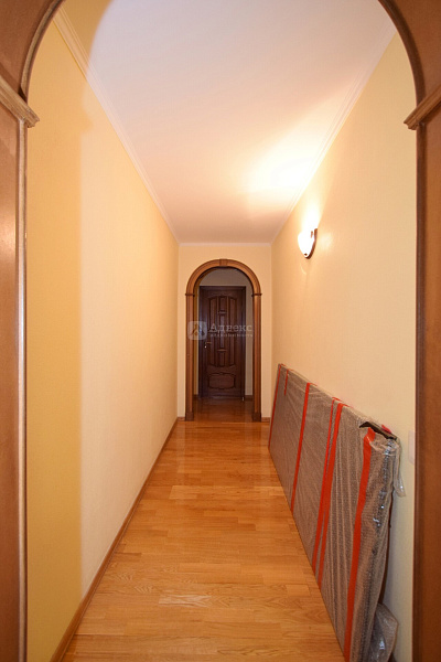 Квартира 3-комн., 98.9 м²