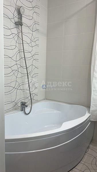 Квартира 3-комн., 66.3 м²