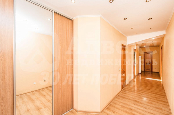 3-к квартира, 107 кв.м.