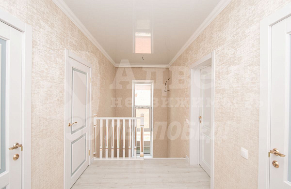 Дом, 200 кв.м.