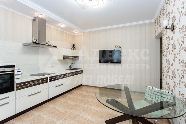 2-к квартира, 88 кв.м.