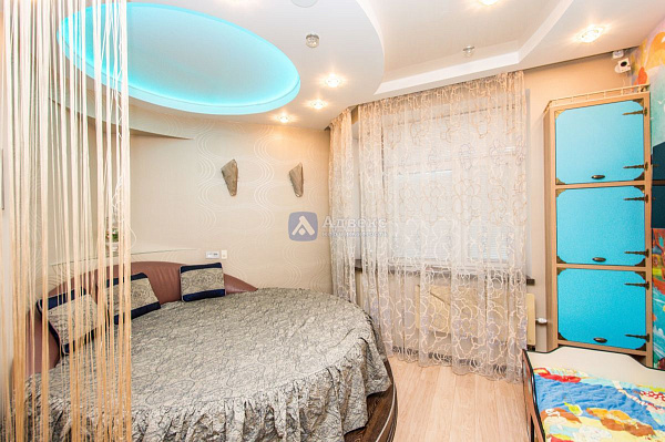 Квартира 3-комн., 119 м²