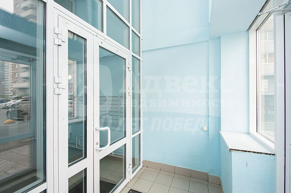Квартира 3-комн., 77 м²