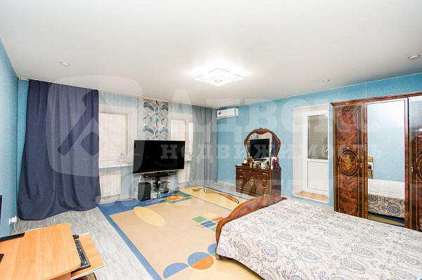 Квартира 1-комн., 66.8 м²
