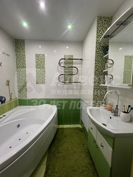 Квартира 3-комн., 89.9 м²