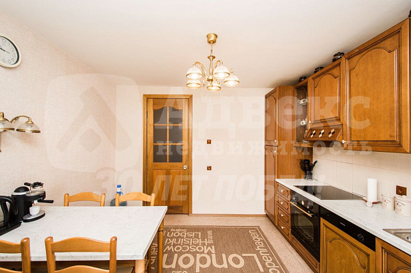 Квартира 3-комн., 87 м²