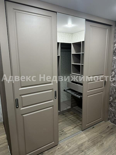 Квартира 3-комн., 93 м²