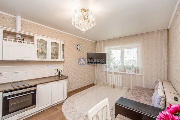 Квартира 2-комн., 62 м² Квартира 2-комн., 62 м²