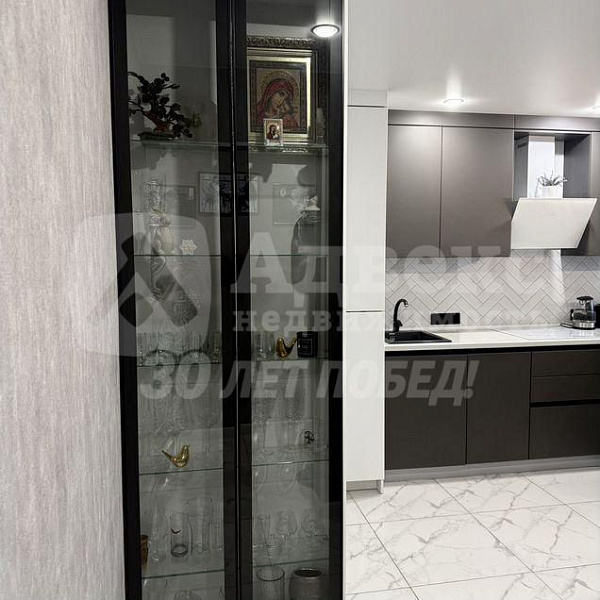 Квартира 3-комн., 86.7 м²