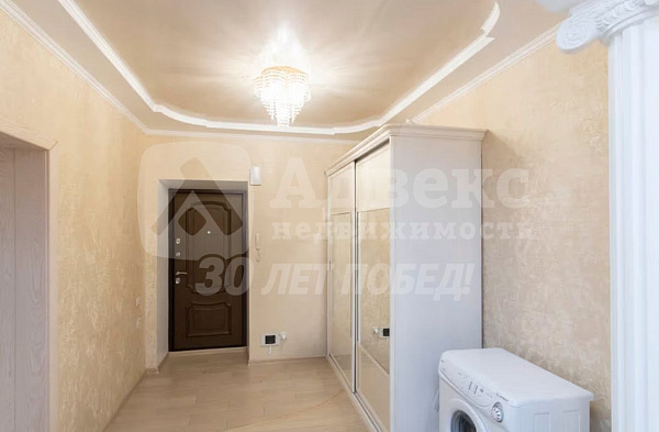 Квартира 3-комн., 96.8 м²