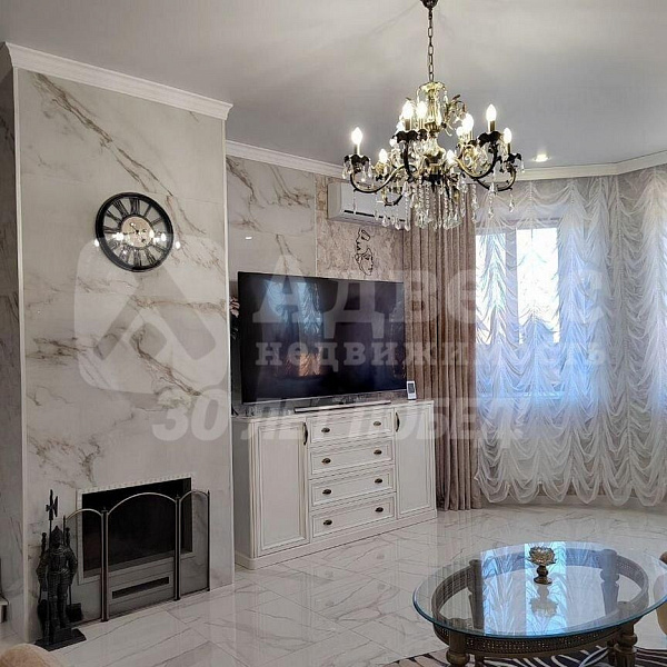 Коттедж 301.2 м²