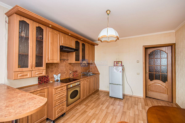 Квартира 2-комн., 67.7 м²