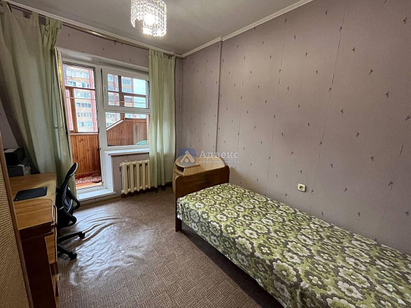 Квартира 4-комн., 93 м²
