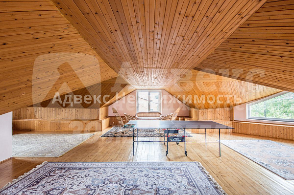 Дом, 651.8 кв.м.