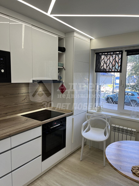 Квартира 3-комн., 65.2 м²