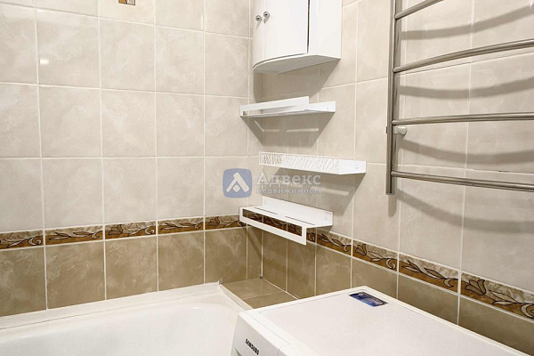 Квартира 3-комн., 65.9 м²