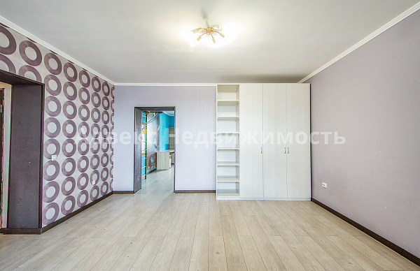 Квартира 3-комн., 108.5 м²