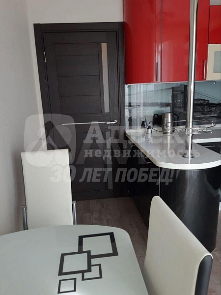 Квартира 1-комн., 43 м²