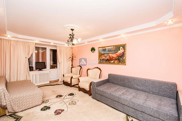 3-к квартира, 85 кв.м. 3-к квартира, 85 кв.м.