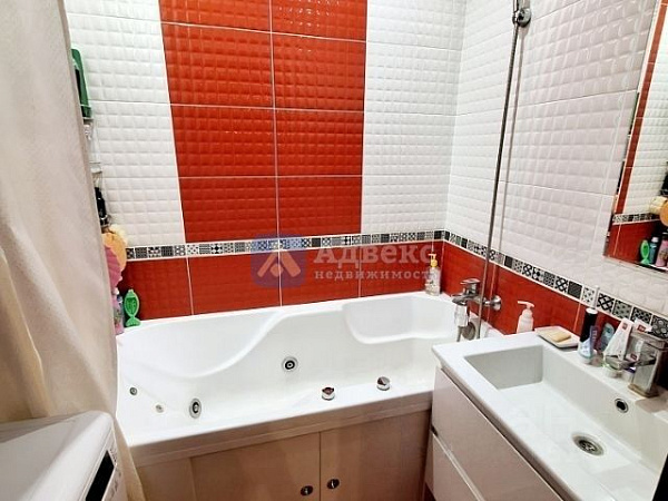 Квартира 2-комн., 60 м²