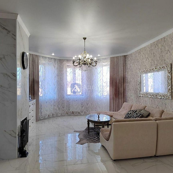 Коттедж 301.2 м²