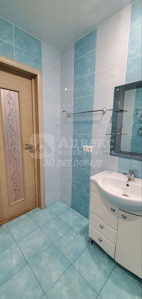 2-к квартира, 74 кв.м.