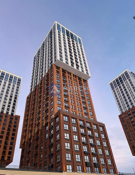 Квартира 3-комн., 97.5 м²