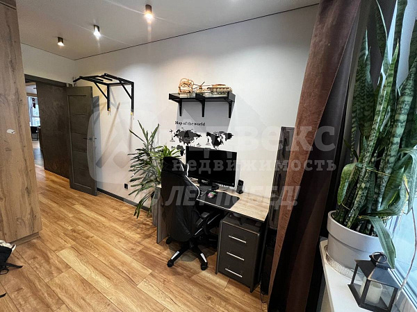 Квартира 3-комн., 85 м²