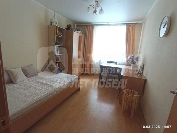 Квартира 3-комн., 69.4 м²
