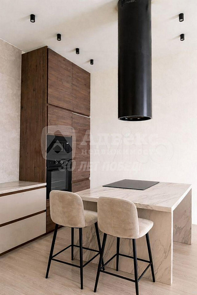 Квартира 2-комн., 80 м²