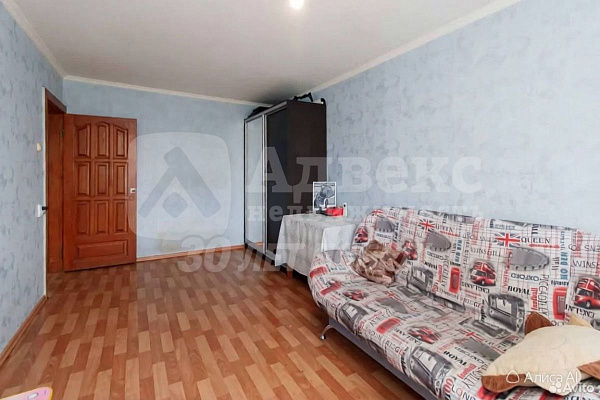 Квартира 3-комн., 67.8 м²