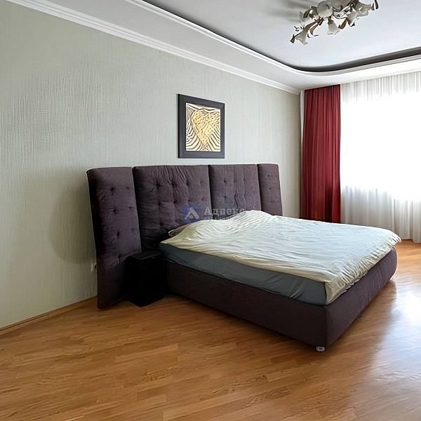 2-к квартира, 90 кв.м.
