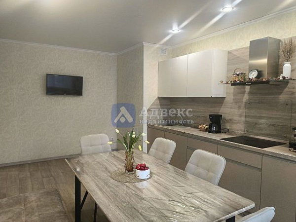 Квартира 3-комн., 87 м²