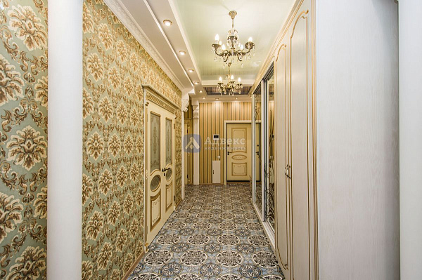 Квартира 3-комн., 129.4 м²