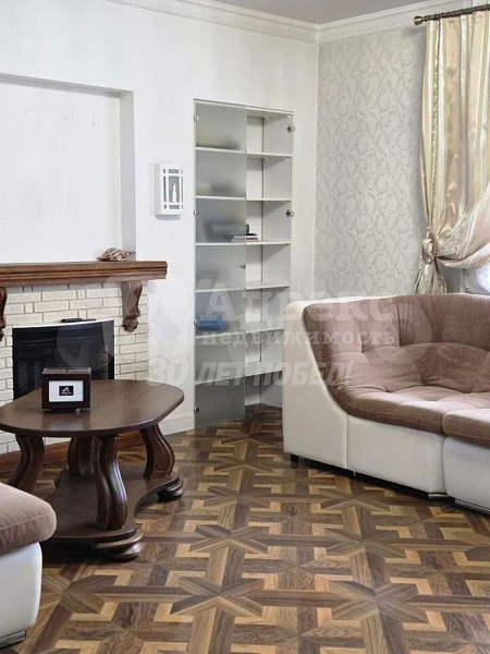 2-к квартира, 80 кв.м.