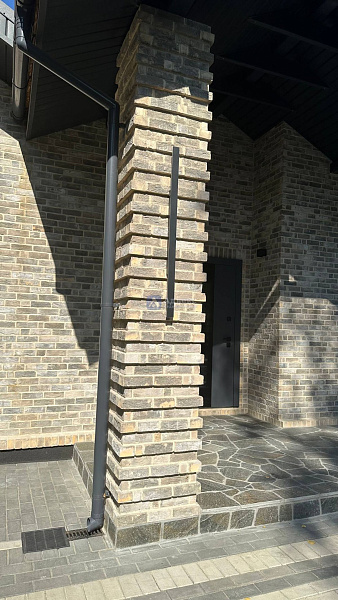 Коттедж 196 м²