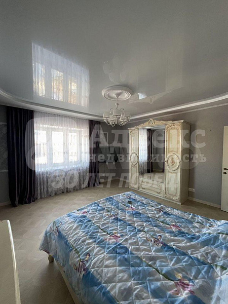 Квартира 2-комн., 76 м²