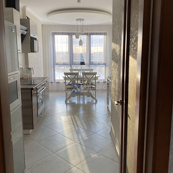 2-к квартира, 78 кв.м.