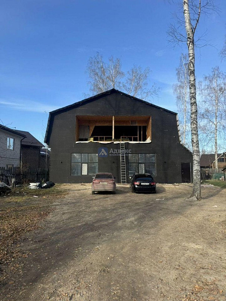 Дом 241.7 м²
