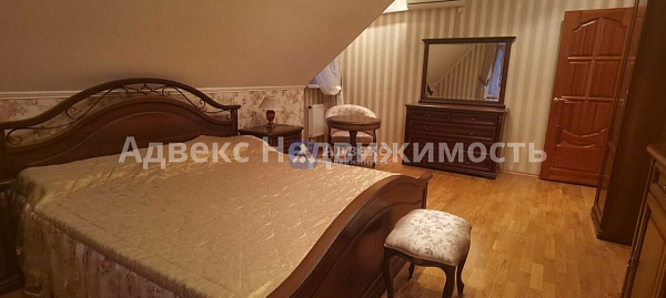 Коттедж 210 м²