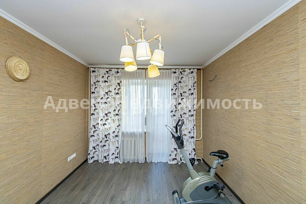 Квартира 3-комн., 85 м²