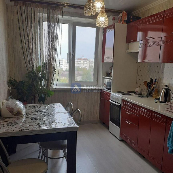 Квартира 3-комн., 68 м² Квартира 3-комн., 68 м²