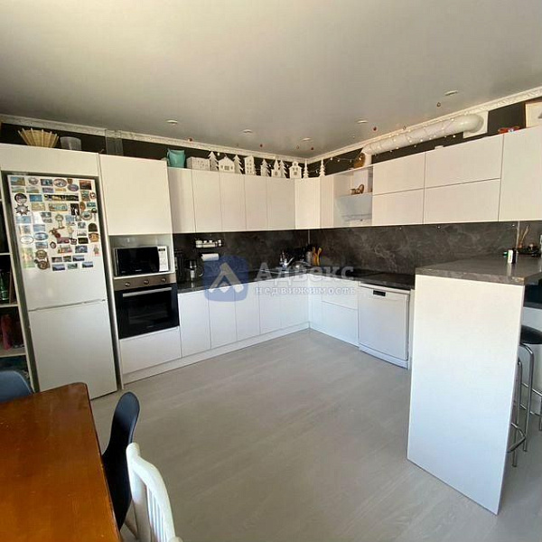 Квартира 2-комн., 67.6 м²