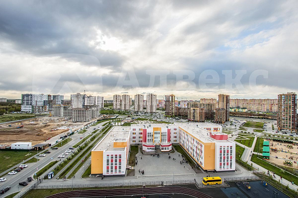 Квартира 4-комн., 150 м²