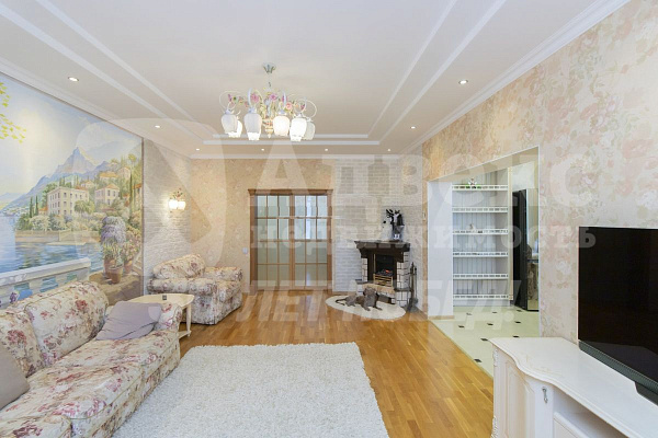 2-к квартира, 103 кв.м.