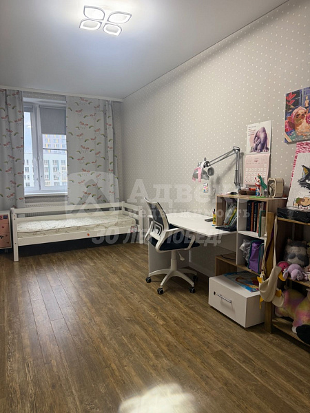 Квартира 2-комн., 75 м²